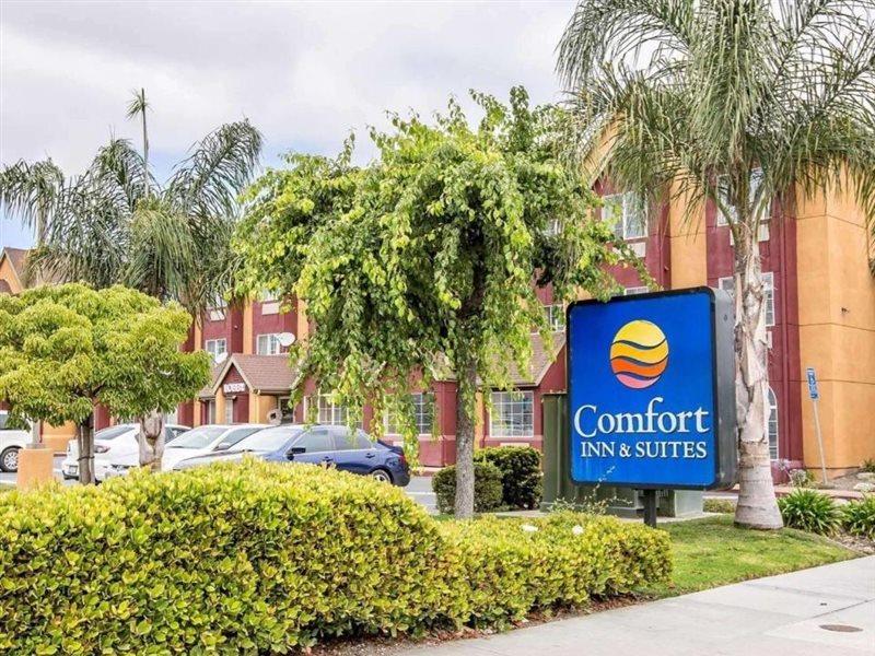 Comfort Inn & Suites Salinas Buitenkant foto